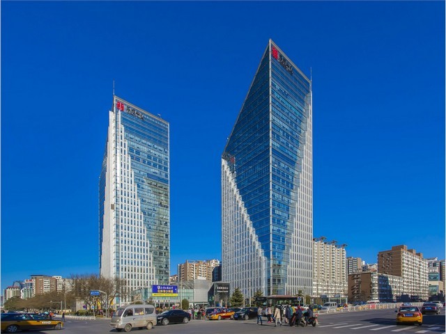 刚洗过头头皮屑很多痒